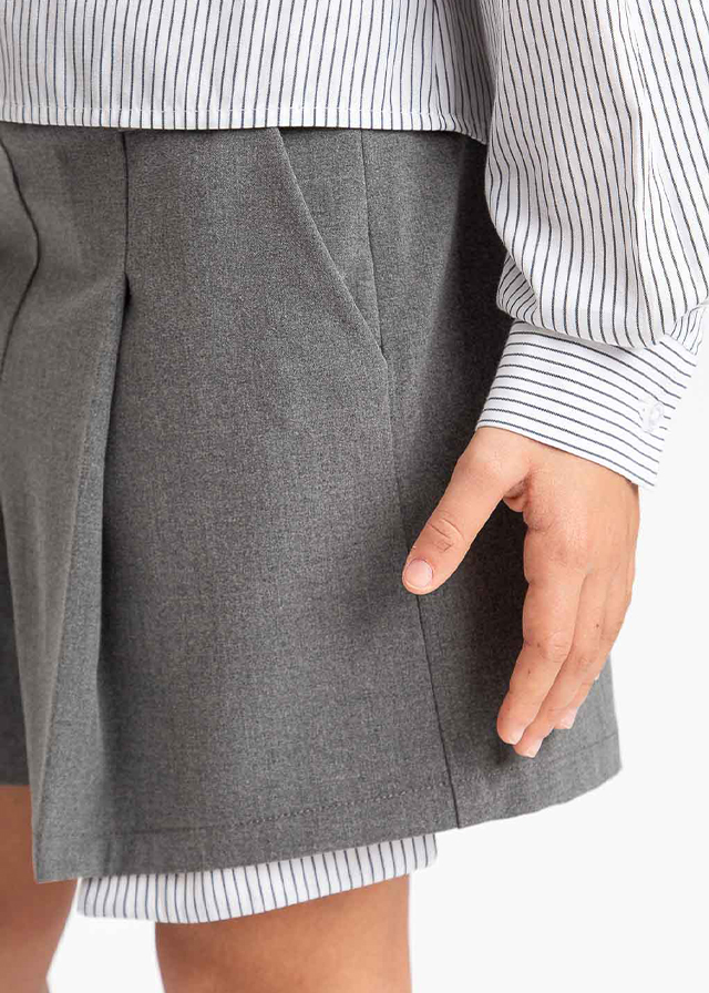 Шорты для девочки серые TWINSET Италия