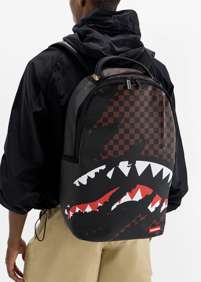 Рюкзак 46см х 15см х 29см для мальчика черный SPRAYGROUND США